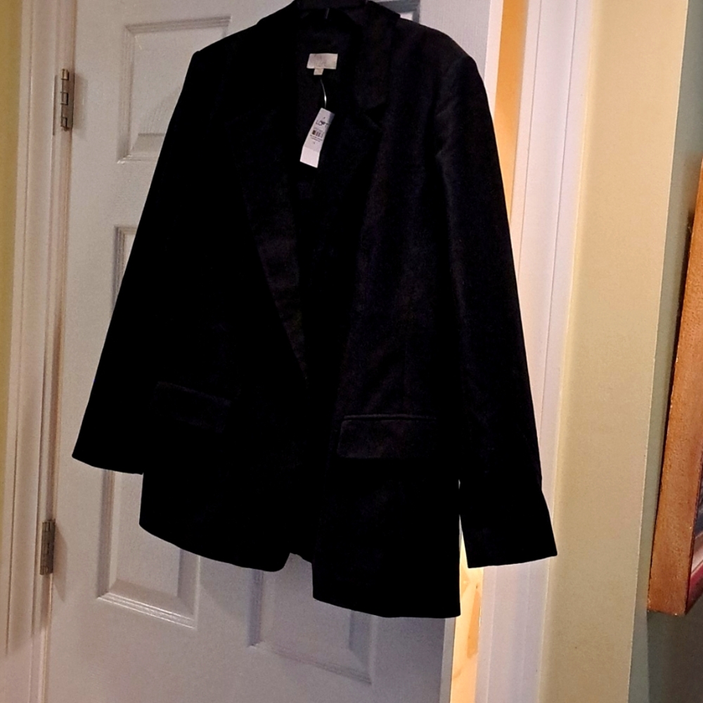 Women's Velvet Blazer